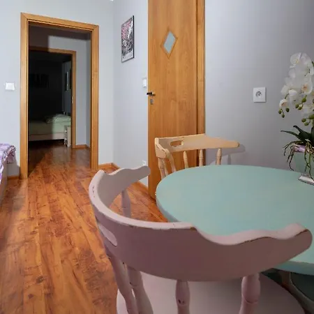 Apartment Monika