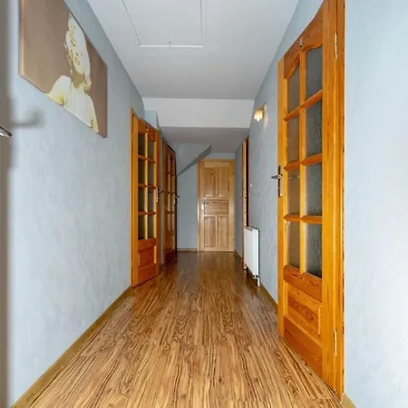 Apartment Monika
