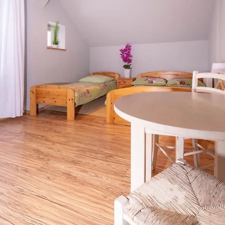 Apartment Monika *